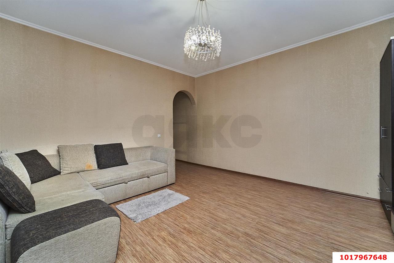 Фото №4: 1-комнатная квартира <span class="whitespace-nowrap">37 м²</span>, <span class="whitespace-nowrap">3/4 эт.</span> - Краснодар, Центральный внутригородской округ, мкр. Табачная Фабрика, пр-д Ипподромный