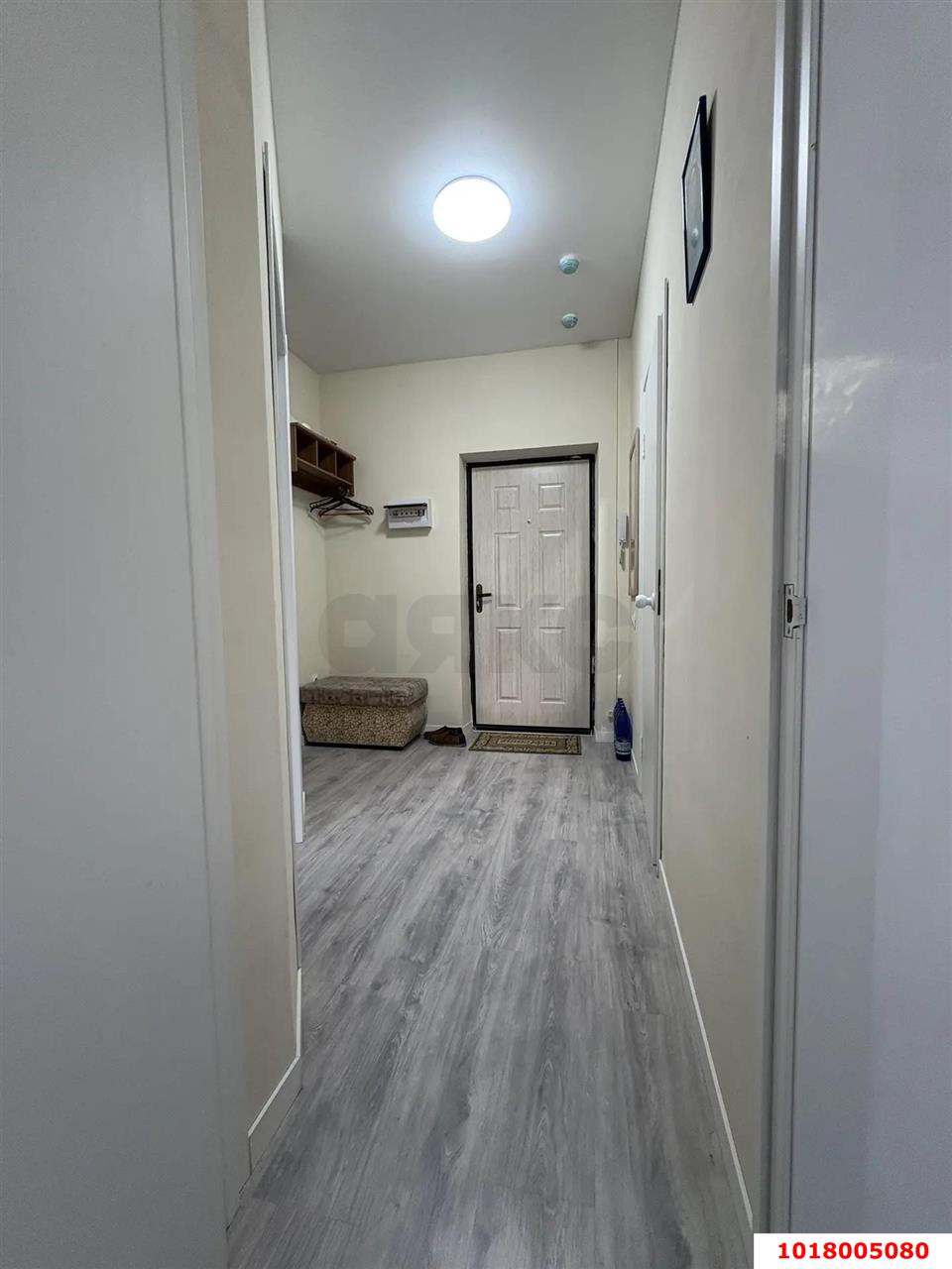 Фото №4: 1-комнатная квартира <span class="whitespace-nowrap">35 м²</span>, <span class="whitespace-nowrap">2/18 эт.</span> - Краснодар, Прикубанский внутригородской округ, Россинского, мкр. жилой комплекс Символ, ул. Командорская, 9/1