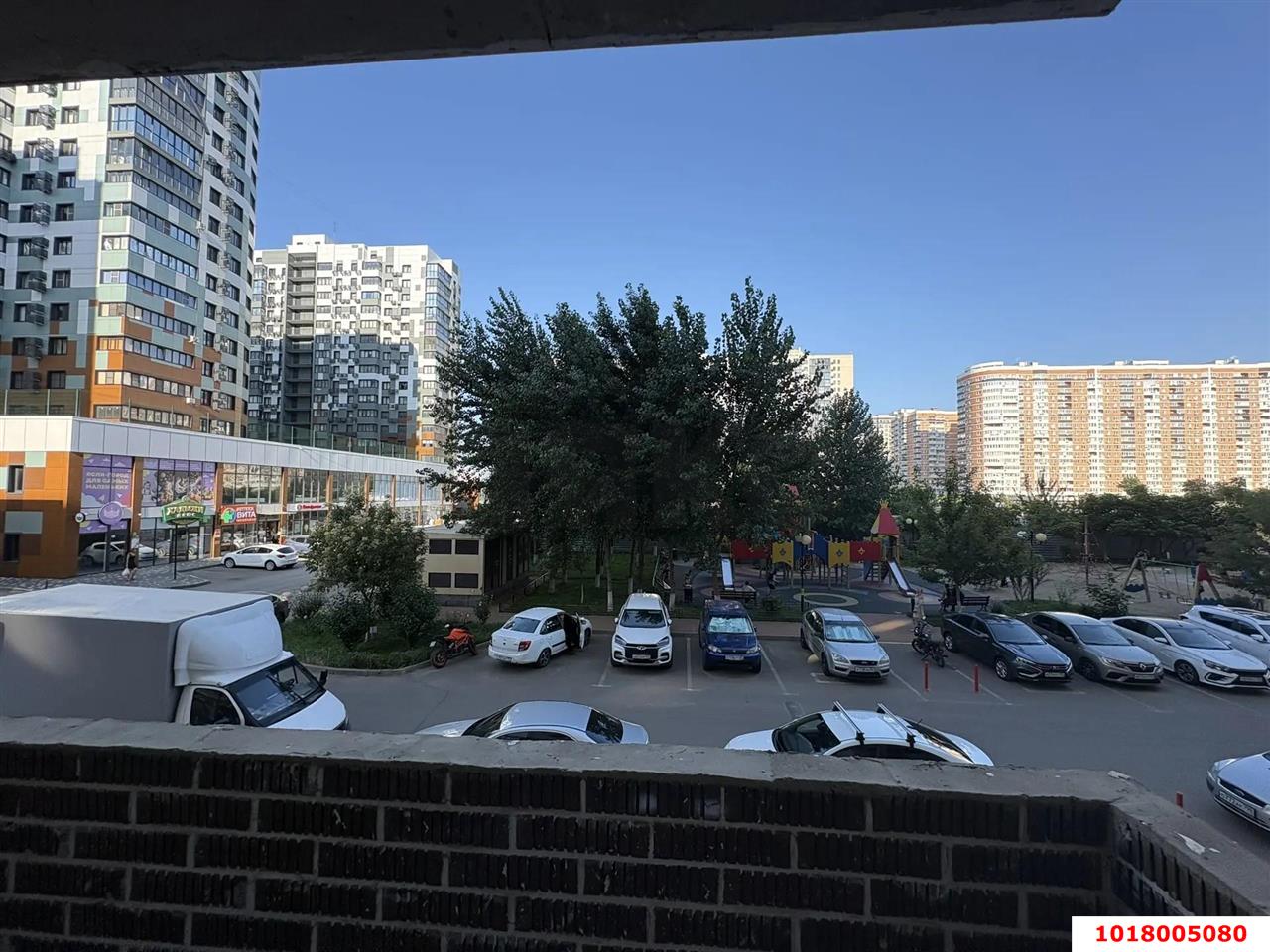 Фото №8: 1-комнатная квартира <span class="whitespace-nowrap">35 м²</span>, <span class="whitespace-nowrap">2/18 эт.</span> - Краснодар, Прикубанский внутригородской округ, Россинского, мкр. жилой комплекс Символ, ул. Командорская, 9/1