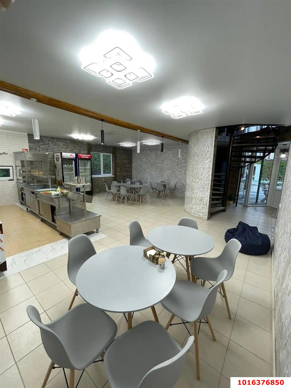 Фото №10: Дом <span class="whitespace-nowrap">400 м²</span> <span class="whitespace-nowrap">+ 3.6 сот.</span>, <span class="whitespace-nowrap">3 эт.</span> - Ольгинка, ул. Черноморская, 29Б