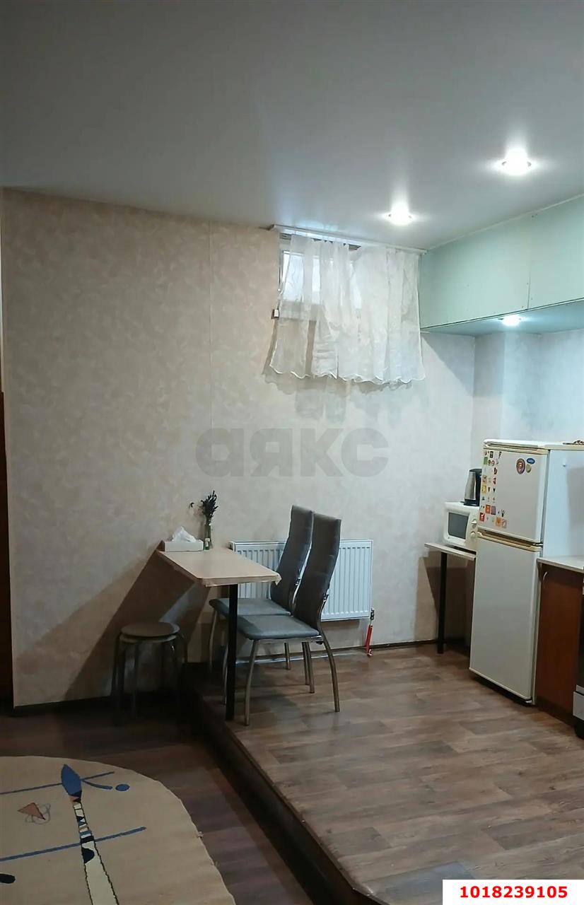 Фото №3: Студия <span class="whitespace-nowrap">38 м²</span>, <span class="whitespace-nowrap">1/4 эт.</span> - Знаменский, Карасунский внутригородской округ, мкр. жилой комплекс Первомайский, ул. Первомайская, 36/1