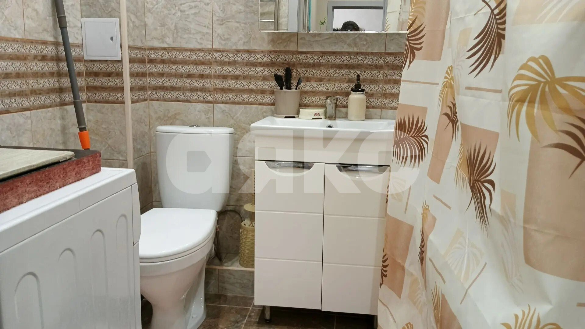 Фото №12: 2-комнатная квартира <span class="whitespace-nowrap">50 м²</span>, <span class="whitespace-nowrap">1/3 эт.</span> - Горячий Ключ, мкр. Администрация, ул. Тельмана, 52