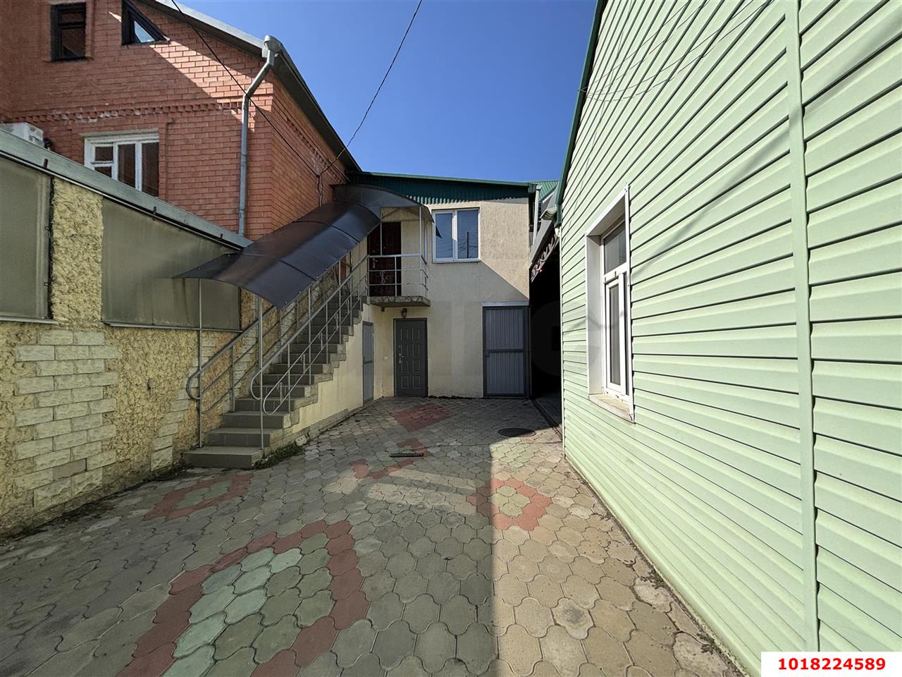 Фото №5: Торговое помещение <span class="whitespace-nowrap">334 м²</span>, <span class="whitespace-nowrap">1/2 эт.</span> - Краснодар, Карасунский внутригородской округ, мкр. Хлопчато-бумажный Комбинат, ул. Уральская, 57