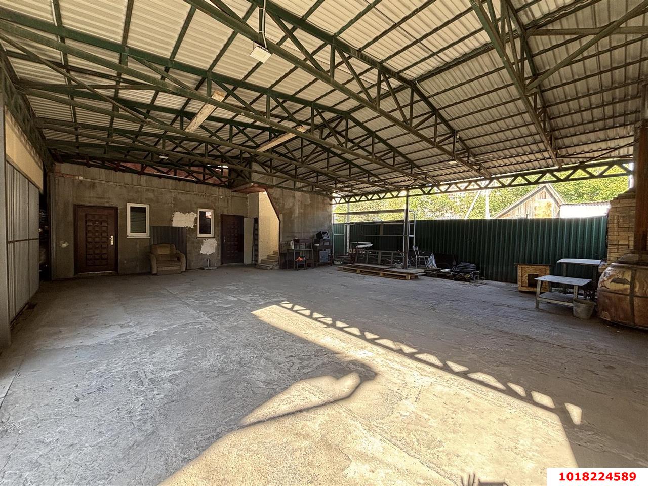 Фото №10: Торговое помещение <span class="whitespace-nowrap">334 м²</span>, <span class="whitespace-nowrap">1/2 эт.</span> - Краснодар, Карасунский внутригородской округ, мкр. Хлопчато-бумажный Комбинат, ул. Уральская, 57