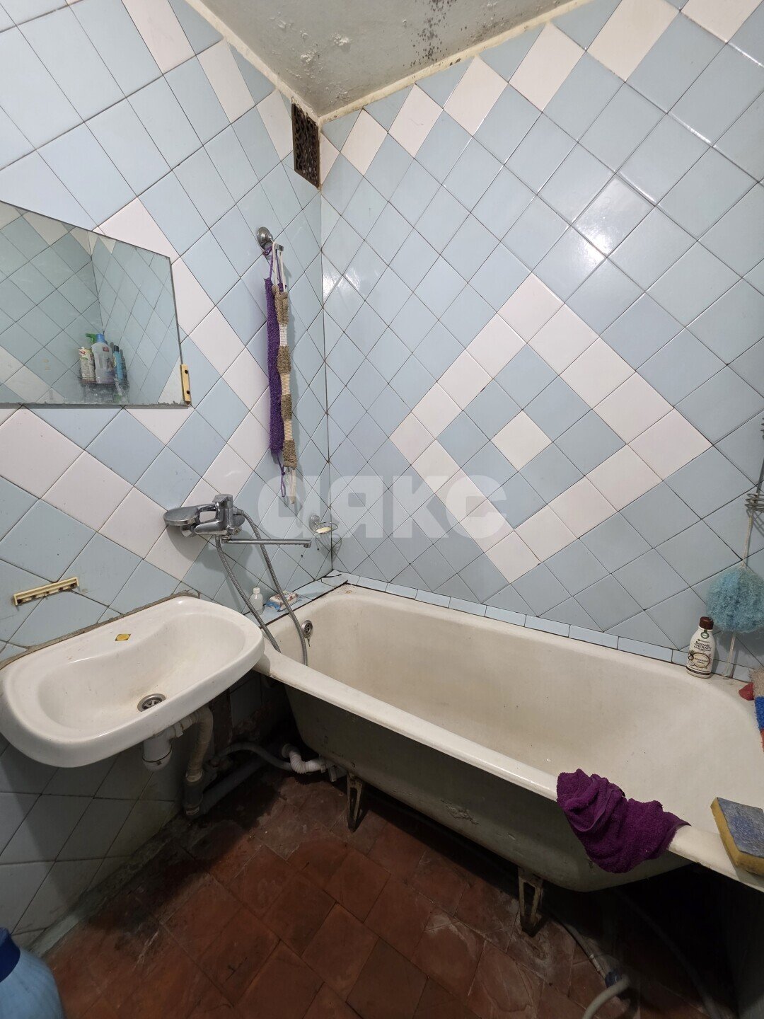 Фото №23: 3-комнатная квартира <span class="whitespace-nowrap">63 м²</span>, <span class="whitespace-nowrap">8/9 эт.</span> - Волгоград, р. Дзержинский, ул. Рионская, 5