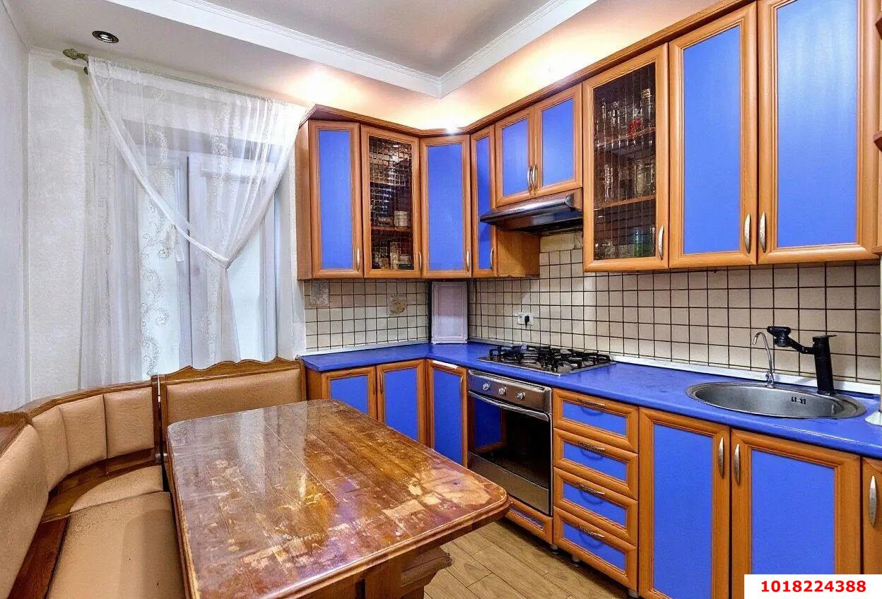 Фото №10: 4-комнатная квартира <span class="whitespace-nowrap">86 м²</span>, <span class="whitespace-nowrap">1/10 эт.</span> - Краснодар, Прикубанский внутригородской округ, мкр. Завод Измерительных Приборов, ул. Зиповская, 28