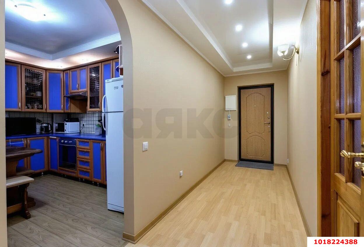 Фото №12: 4-комнатная квартира <span class="whitespace-nowrap">86 м²</span>, <span class="whitespace-nowrap">1/10 эт.</span> - Краснодар, Прикубанский внутригородской округ, мкр. Завод Измерительных Приборов, ул. Зиповская, 28
