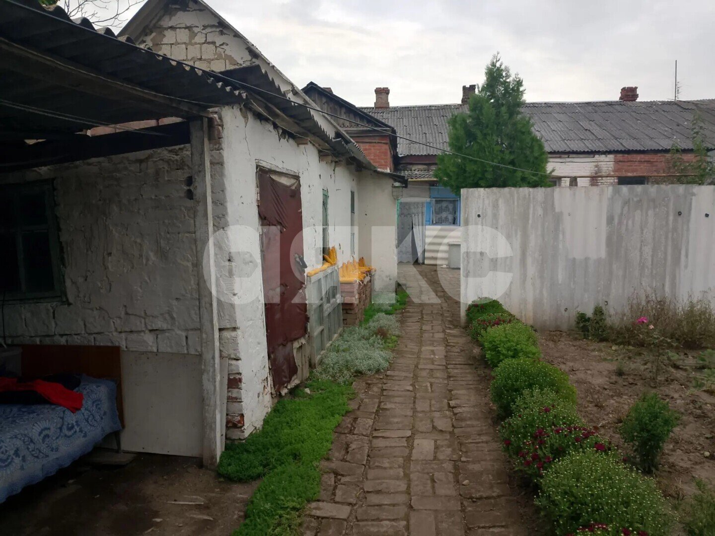 Фото №2: 3-комнатная квартира <span class="whitespace-nowrap">51 м²</span>, <span class="whitespace-nowrap">1/1 эт.</span> - Большевик