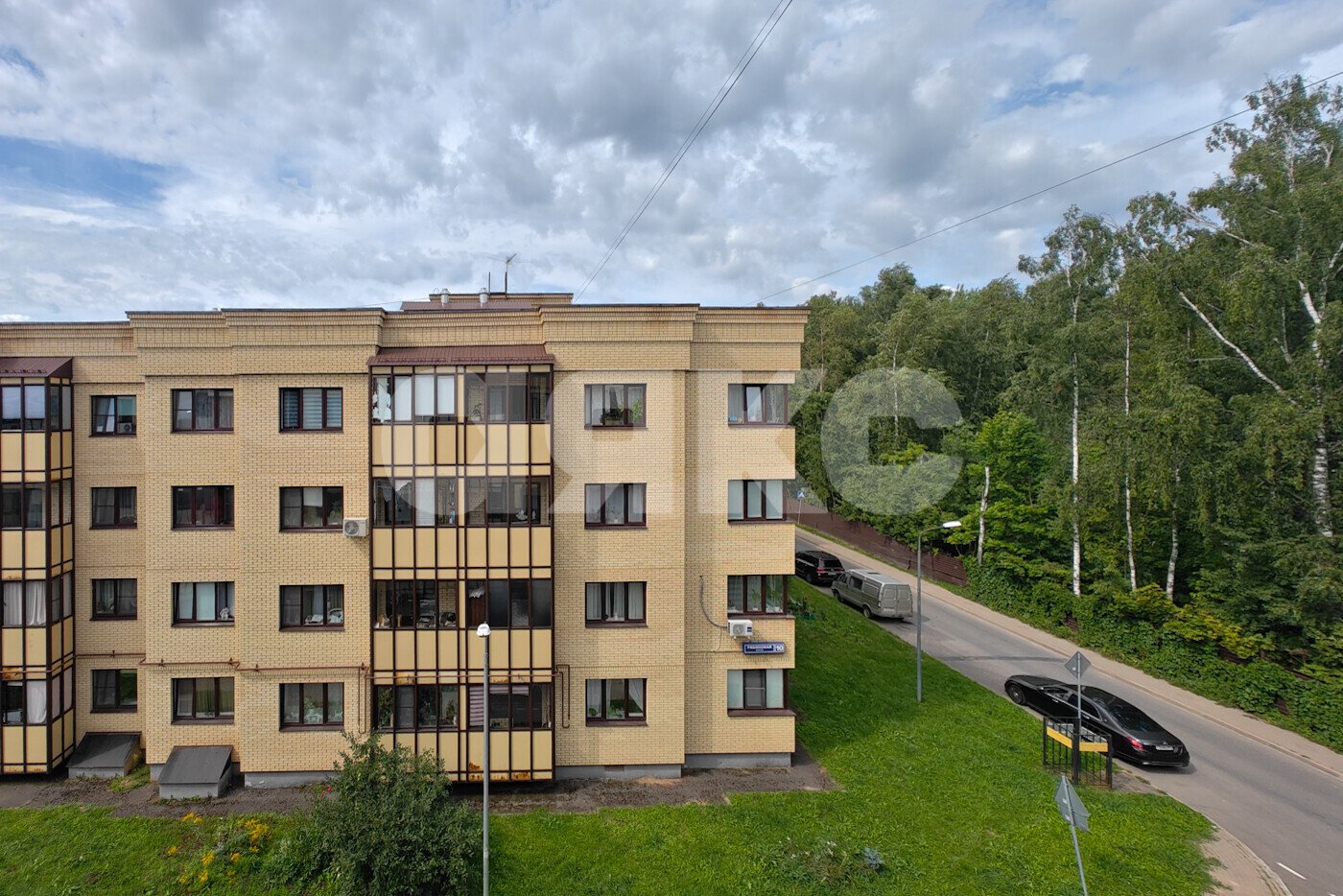 Фото №1: 1-комнатная квартира <span class="whitespace-nowrap">35 м²</span>, <span class="whitespace-nowrap">4/4 эт.</span> - Исаково, мкр. жилой комплекс Нахабино-Сквер, ул. Рябиновая, 13