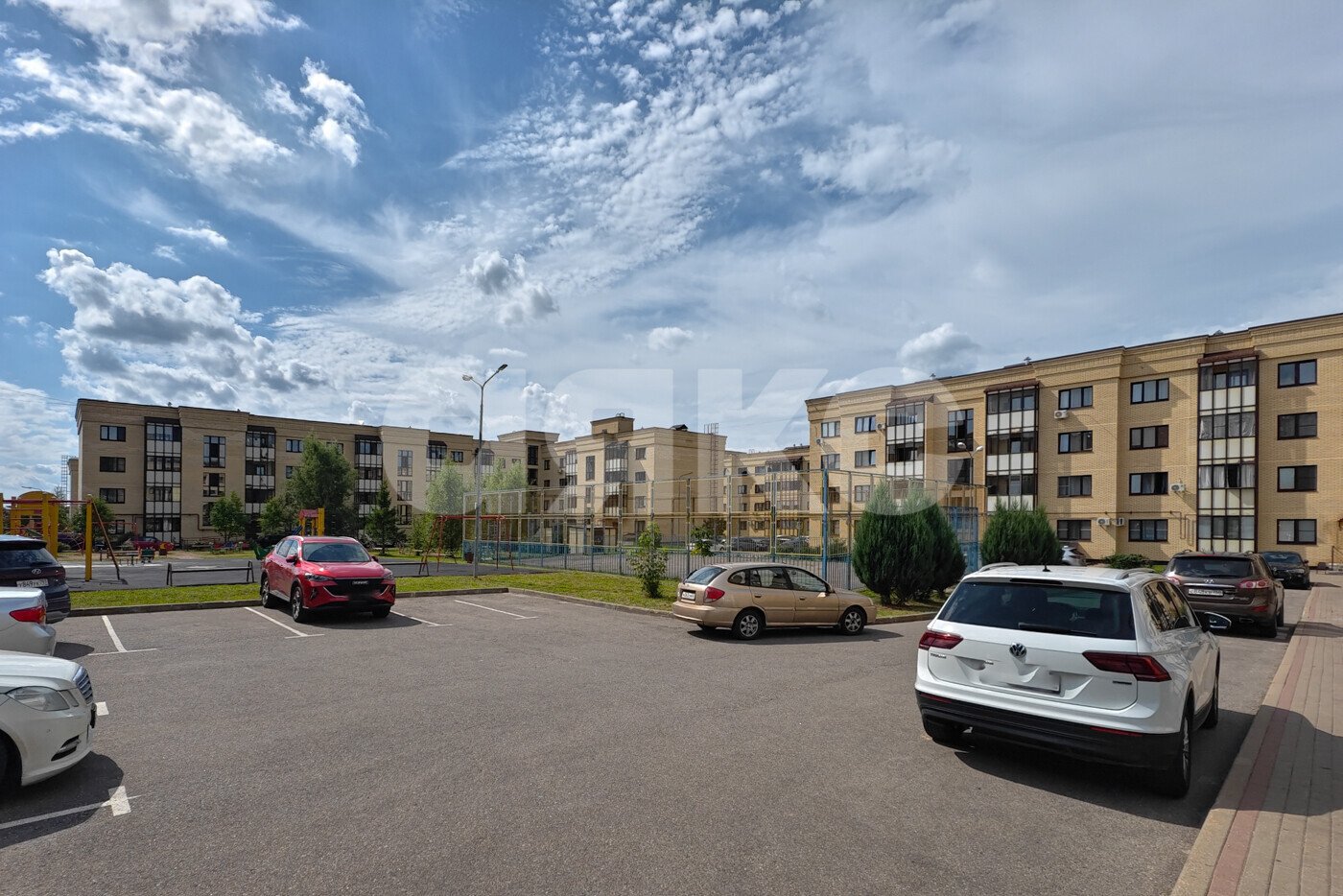Фото №3: 1-комнатная квартира <span class="whitespace-nowrap">35 м²</span>, <span class="whitespace-nowrap">4/4 эт.</span> - Исаково, мкр. жилой комплекс Нахабино-Сквер, ул. Рябиновая, 13