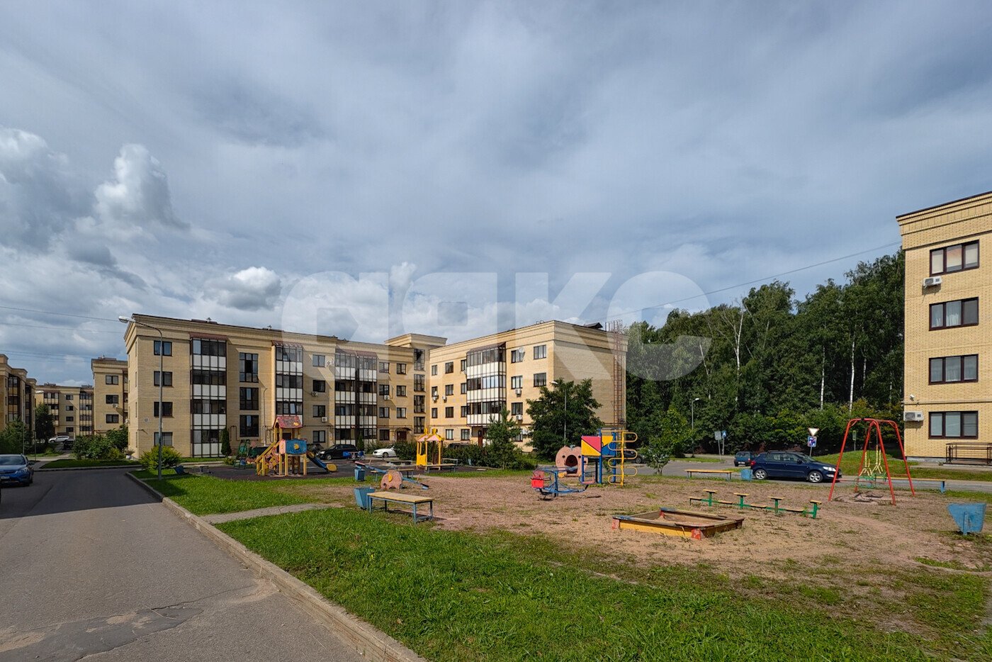 Фото №6: 1-комнатная квартира <span class="whitespace-nowrap">35 м²</span>, <span class="whitespace-nowrap">4/4 эт.</span> - Исаково, мкр. жилой комплекс Нахабино-Сквер, ул. Рябиновая, 13