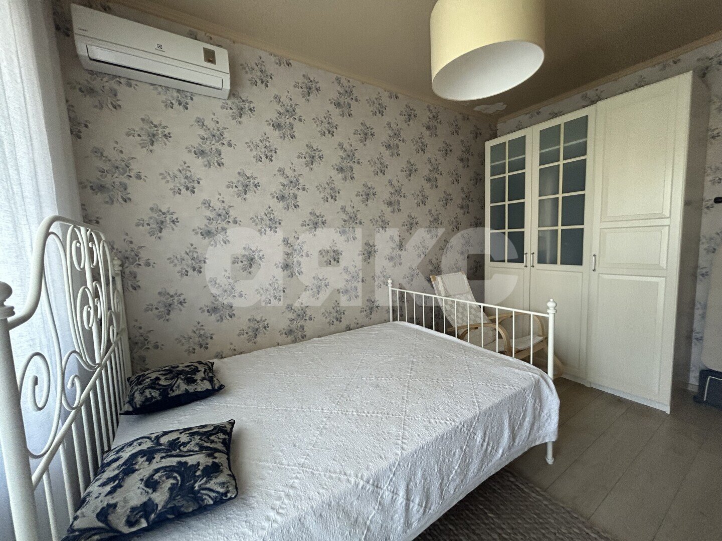 Фото №5: Таунхаус <span class="whitespace-nowrap">167 м²</span> <span class="whitespace-nowrap">+ 1.5 сот.</span>, <span class="whitespace-nowrap">3 эт.</span> - Геленджик, мкр. Солнечный, ул. Лабинская, 25