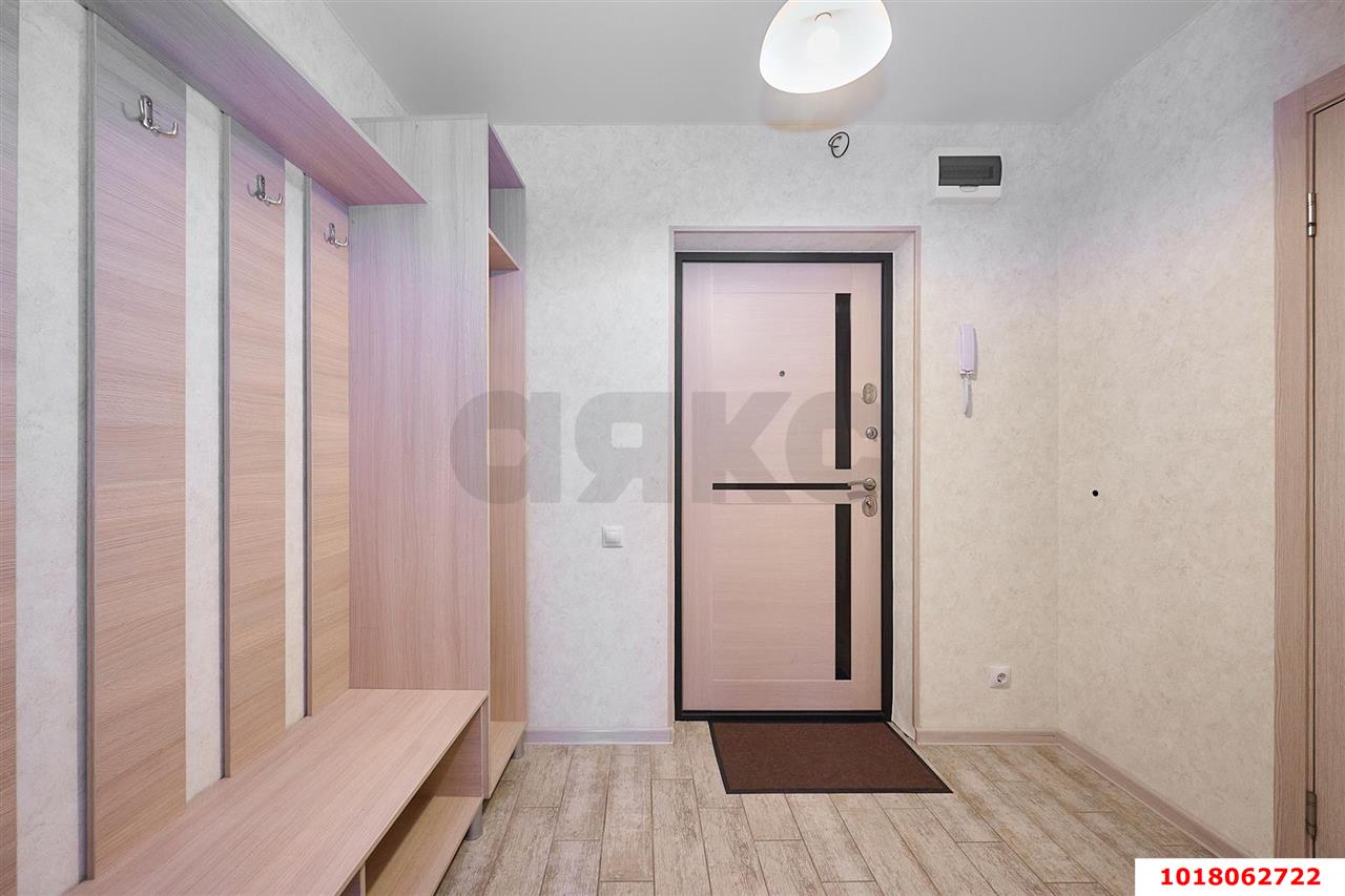 Фото №5: 1-комнатная квартира <span class="whitespace-nowrap">44 м²</span>, <span class="whitespace-nowrap">6/17 эт.</span> - Краснодар, Карасунский внутригородской округ, Черёмушки, мкр. ЖК Ставропольский, ул. Селезнёва, 4/13к2