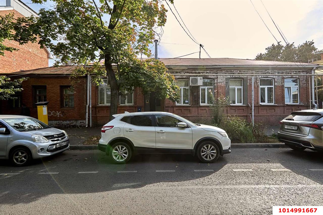Фото №3: Отдельное здание <span class="whitespace-nowrap">169 м²</span>, <span class="whitespace-nowrap">1 эт.</span> - Краснодар, Западный внутригородской округ, мкр. Центральный, ул. Карасунская, 50