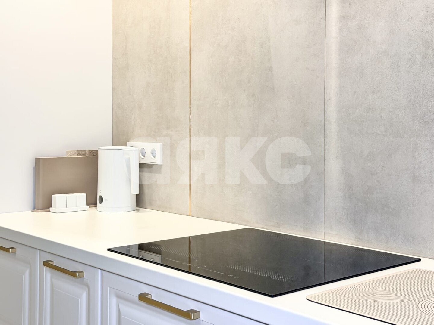Фото №8: 3-комнатная квартира <span class="whitespace-nowrap">66 м²</span>, <span class="whitespace-nowrap">5/20 эт.</span> - Геленджик, ул. Мира, 40