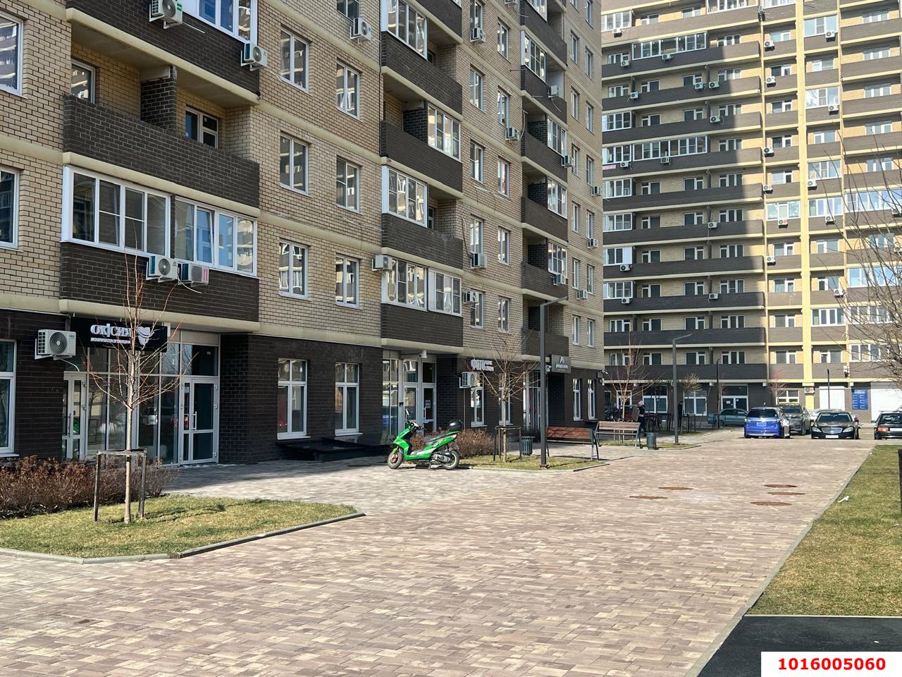 Фото №7: Торговое помещение <span class="whitespace-nowrap">45 м²</span>, <span class="whitespace-nowrap">1/16 эт.</span> - Краснодар, Прикубанский внутригородской округ, мкр. жилой комплекс Дыхание, ул. Лётчика Позднякова, 2к14