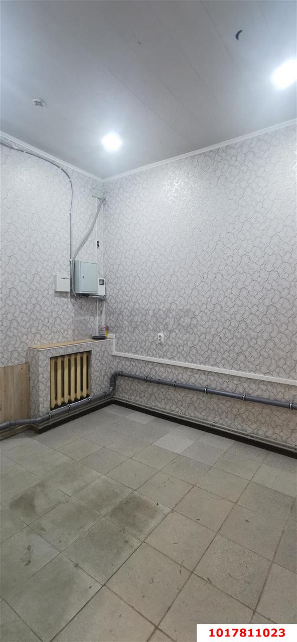 Фото №9: Торговое помещение <span class="whitespace-nowrap">39 м²</span>, <span class="whitespace-nowrap">1/1 эт.</span> - Горячий Ключ, мкр. Администрация, ул. Ленина, 214А