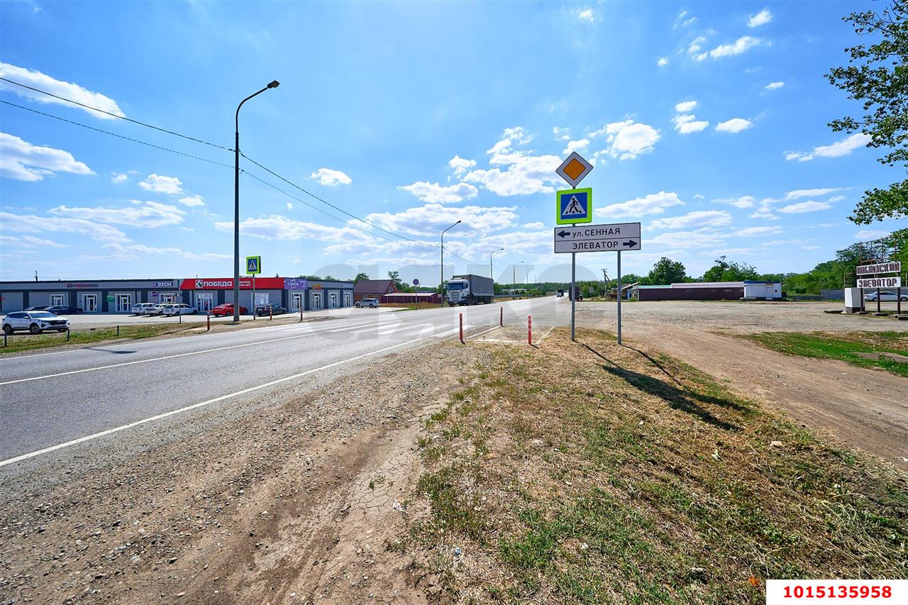 Фото №4: Торговое помещение <span class="whitespace-nowrap">34 м²</span>, <span class="whitespace-nowrap">1/1 эт.</span> - Новоминская, пер. Запорожский, 15А