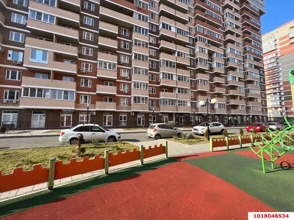 Фото №4: Торговое помещение <span class="whitespace-nowrap">39 м²</span>, <span class="whitespace-nowrap">1/16 эт.</span> - Краснодар, Карасунский внутригородской округ, Гидростроителей, мкр. жилой комплекс Премьера, ул. Автолюбителей, 1/7к5