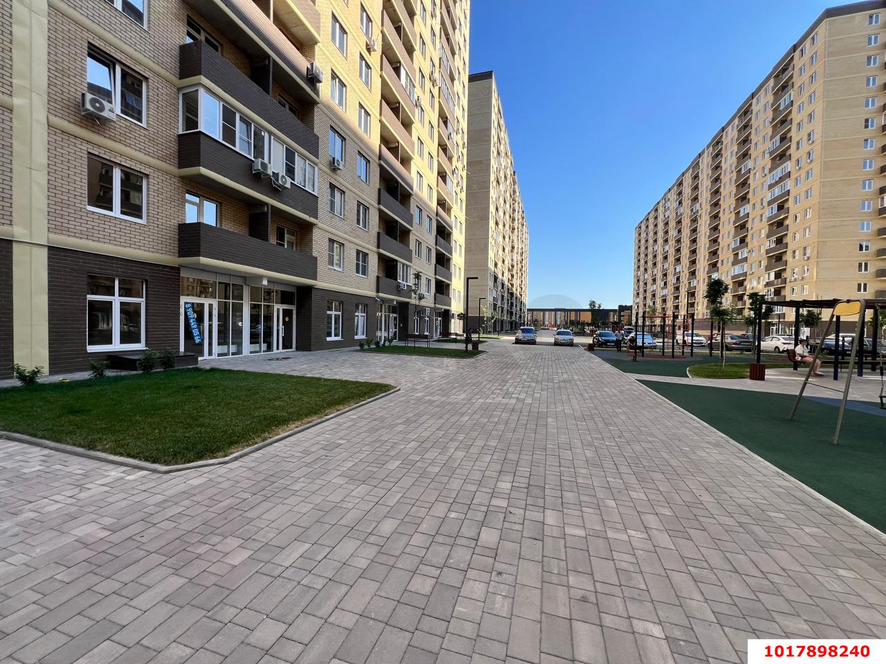 Фото №6: Торговое помещение <span class="whitespace-nowrap">36 м²</span>, <span class="whitespace-nowrap">1/16 эт.</span> - Краснодар, Прикубанский внутригородской округ, мкр. жилой комплекс Дыхание, ул. Лётчика Позднякова, 2к27