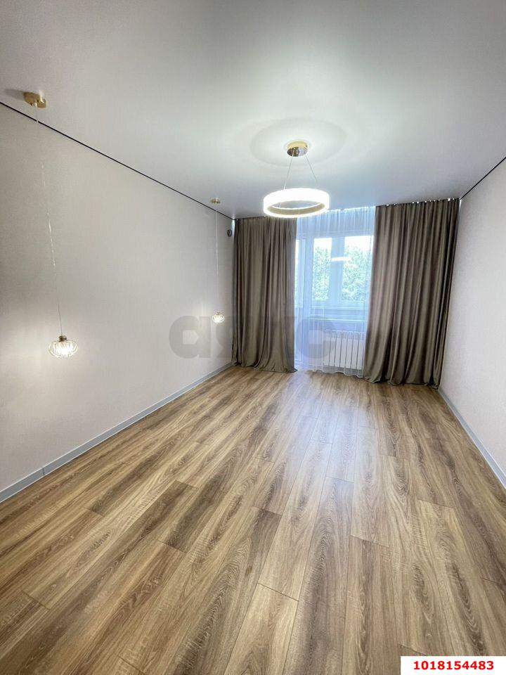 Фото №3: 1-комнатная квартира <span class="whitespace-nowrap">44 м²</span>, <span class="whitespace-nowrap">3/5 эт.</span> - Краснодар, Центральный внутригородской округ, мкр. Черёмушки, ул. Старокубанская, 103