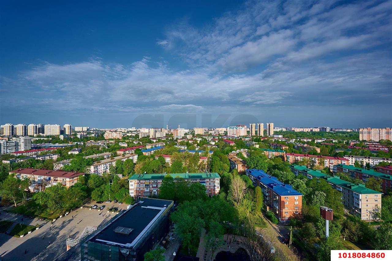 Фото №18: 2-комнатная квартира <span class="whitespace-nowrap">81 м²</span>, <span class="whitespace-nowrap">18/19 эт.</span> - Краснодар, Центральный внутригородской округ, ЖК Синема, мкр. Черёмушки, ул. Айвазовского, 116к2