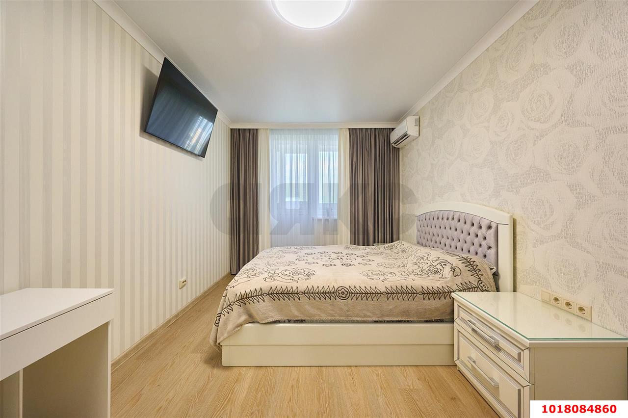 Фото №4: 2-комнатная квартира <span class="whitespace-nowrap">81 м²</span>, <span class="whitespace-nowrap">18/19 эт.</span> - Краснодар, Центральный внутригородской округ, ЖК Синема, мкр. Черёмушки, ул. Айвазовского, 116к2