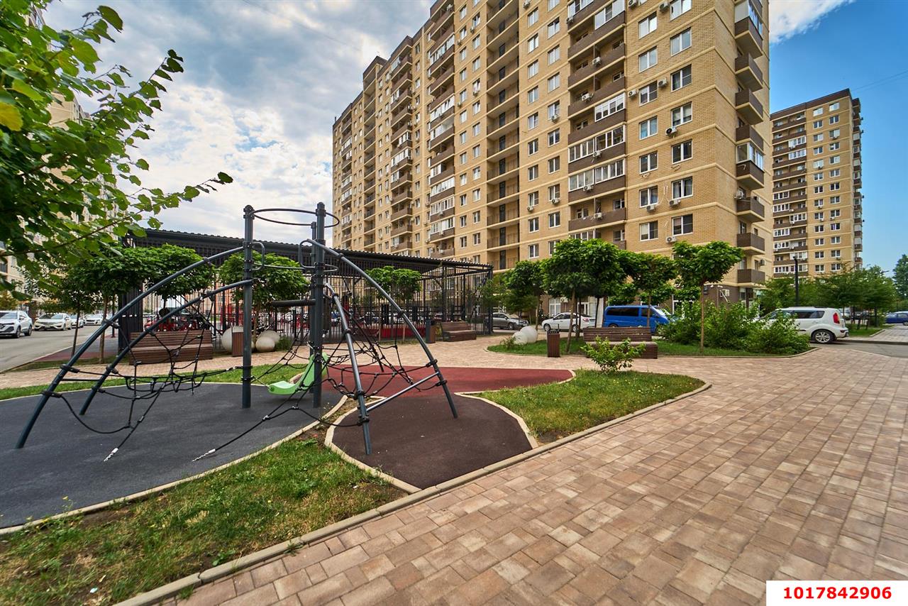 Фото №1: 1-комнатная квартира <span class="whitespace-nowrap">40 м²</span>, <span class="whitespace-nowrap">7/16 эт.</span> - Краснодар, Прикубанский внутригородской округ, мкр. жилой комплекс Дыхание, ул. Лётчика Позднякова, 2к16