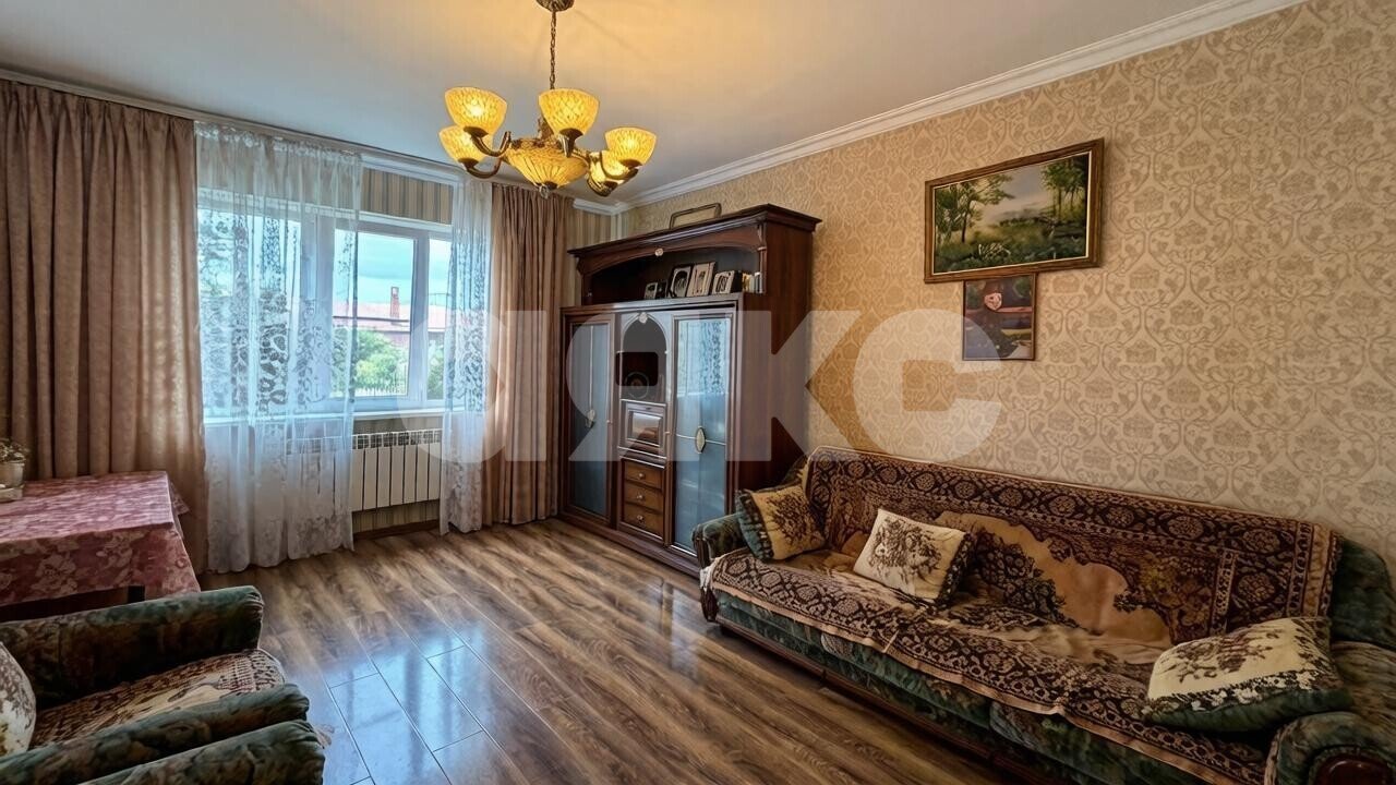 Фото №1: 2-комнатная квартира <span class="whitespace-nowrap">71 м²</span>, <span class="whitespace-nowrap">1/3 эт.</span> - Горячий Ключ, мкр. Курортная Зона, ул. Гоголя, 59А