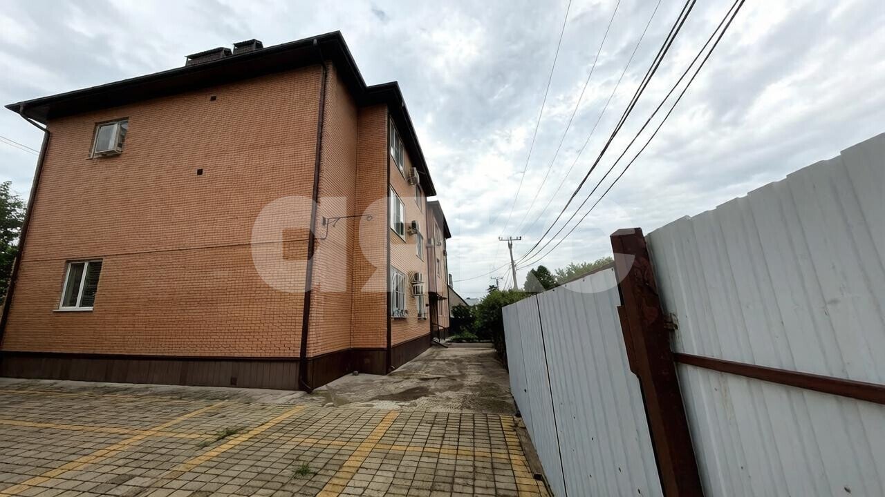 Фото №21: 2-комнатная квартира <span class="whitespace-nowrap">71 м²</span>, <span class="whitespace-nowrap">1/3 эт.</span> - Горячий Ключ, мкр. Курортная Зона, ул. Гоголя, 59А