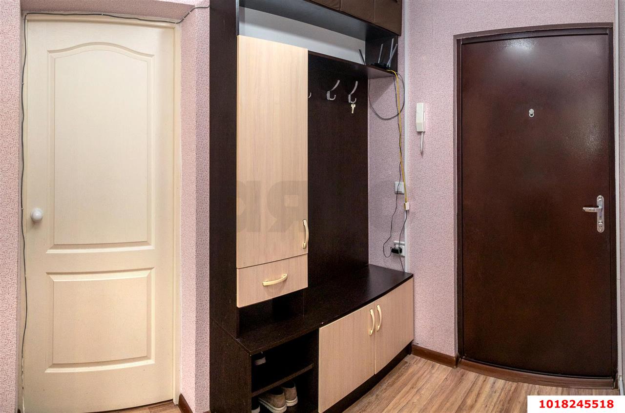Фото №7: 1-комнатная квартира <span class="whitespace-nowrap">41 м²</span>, <span class="whitespace-nowrap">9/16 эт.</span> - Краснодар, Прикубанский внутригородской округ, мкр. Восточно-Кругликовский, ул. Героя Владислава Посадского, 69