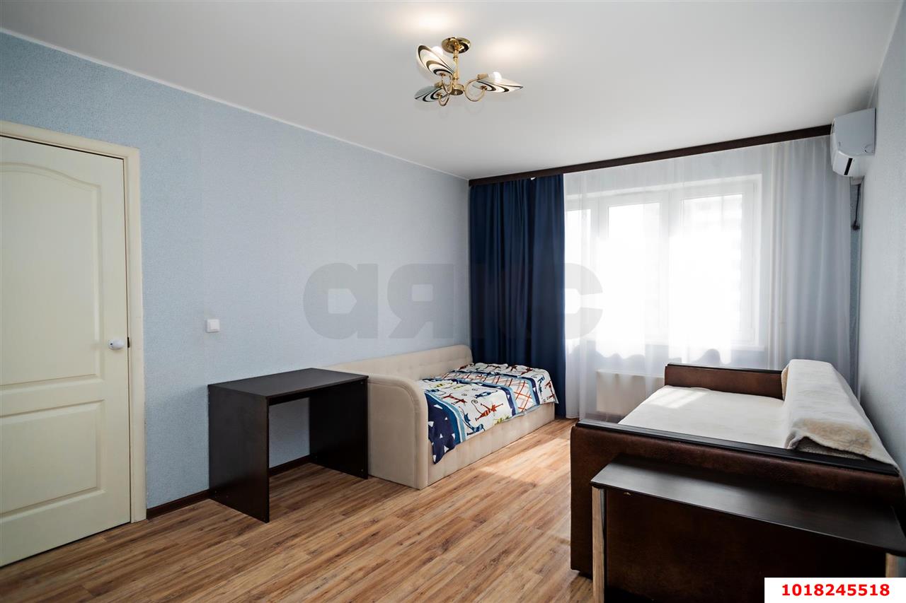 Фото №3: 1-комнатная квартира <span class="whitespace-nowrap">41 м²</span>, <span class="whitespace-nowrap">9/16 эт.</span> - Краснодар, Прикубанский внутригородской округ, мкр. Восточно-Кругликовский, ул. Героя Владислава Посадского, 69