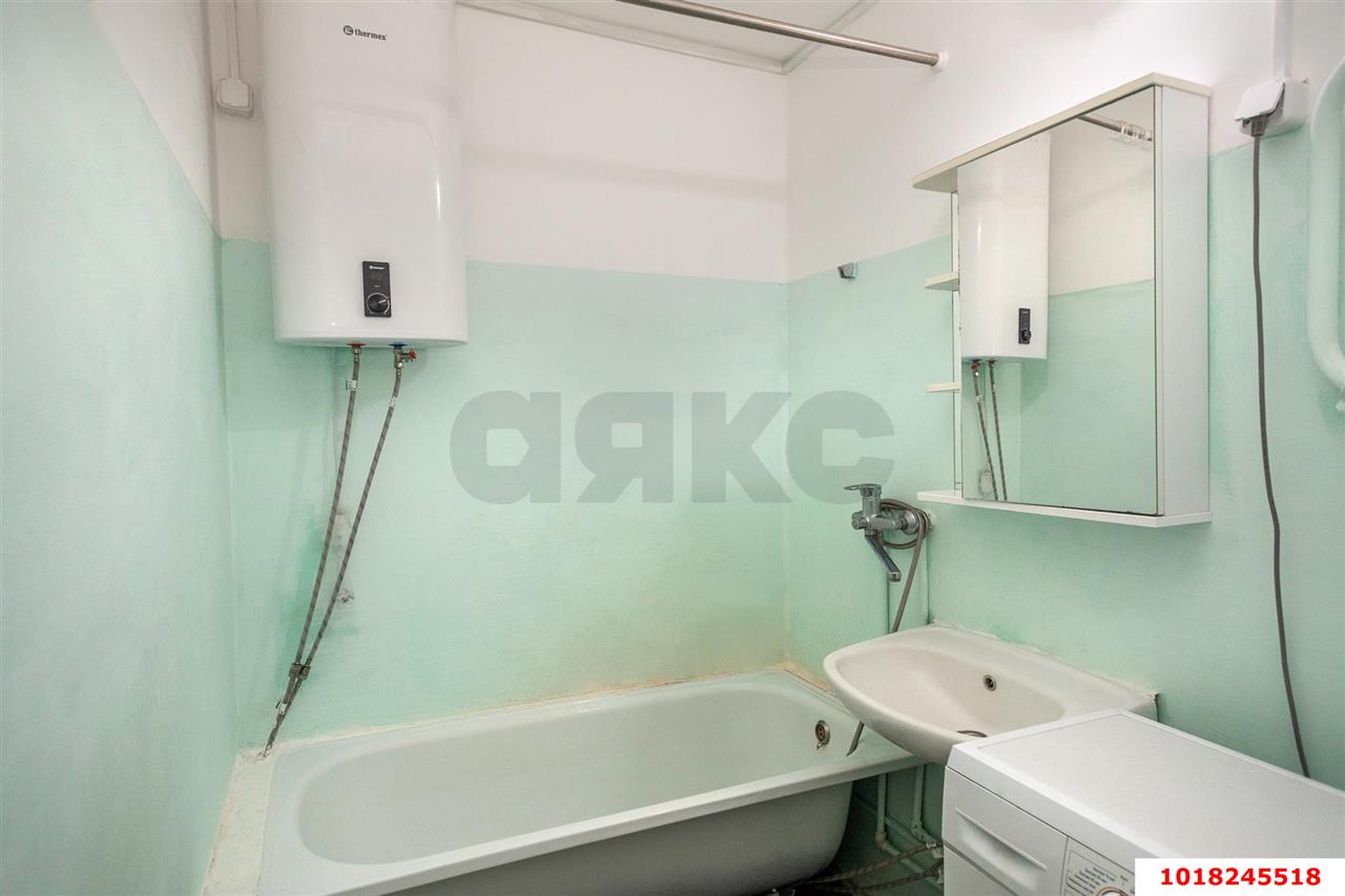 Фото №9: 1-комнатная квартира <span class="whitespace-nowrap">41 м²</span>, <span class="whitespace-nowrap">9/16 эт.</span> - Краснодар, Прикубанский внутригородской округ, мкр. Восточно-Кругликовский, ул. Героя Владислава Посадского, 69