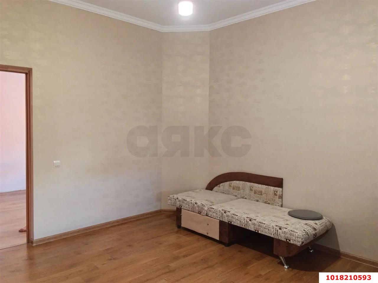 Фото №10: Дом <span class="whitespace-nowrap">321 м²</span> <span class="whitespace-nowrap">+ 8 сот.</span>, <span class="whitespace-nowrap">2 эт.</span> - Краснодар, Прикубанский внутригородской округ, мкр. Сады Калинина, ул. Троицкая, 72