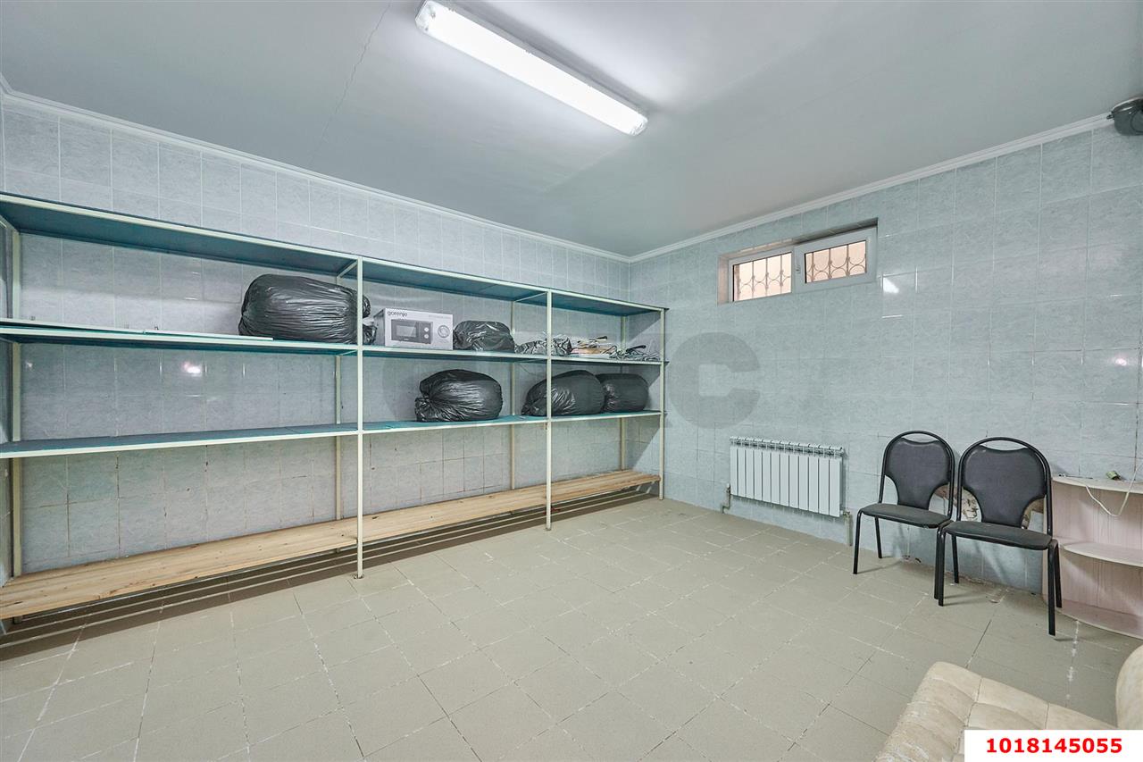 Фото №32: Отдельное здание <span class="whitespace-nowrap">470 м²</span>, <span class="whitespace-nowrap">4/4 эт.</span> - Краснодар, Центральный внутригородской округ, мкр. Дубинка, ул. Черноморская, 47