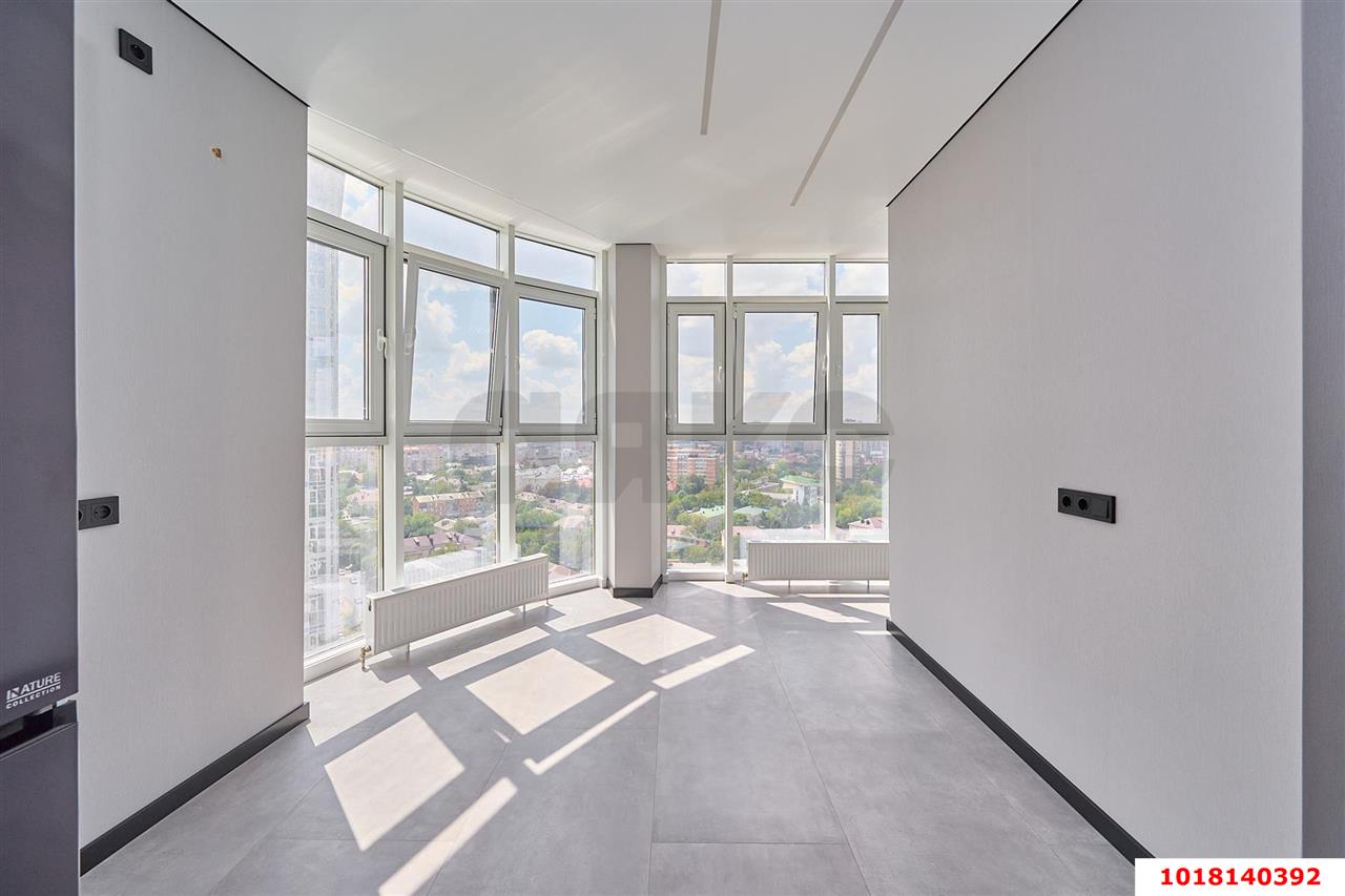Фото №10: 1-комнатная квартира <span class="whitespace-nowrap">50 м²</span>, <span class="whitespace-nowrap">17/24 эт.</span> - Краснодар, Западный внутригородской округ, мкр. ЖК Краснодар Сити, ул. Шоссе Нефтяников, 18к4