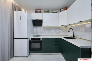 Фото №1: 2-комнатная квартира <span class="whitespace-nowrap">59 м²</span>, <span class="whitespace-nowrap">14/16 эт.</span> - Краснодар, мкр. Восточно-Кругликовский, ул. Генерала Трошева, 37
