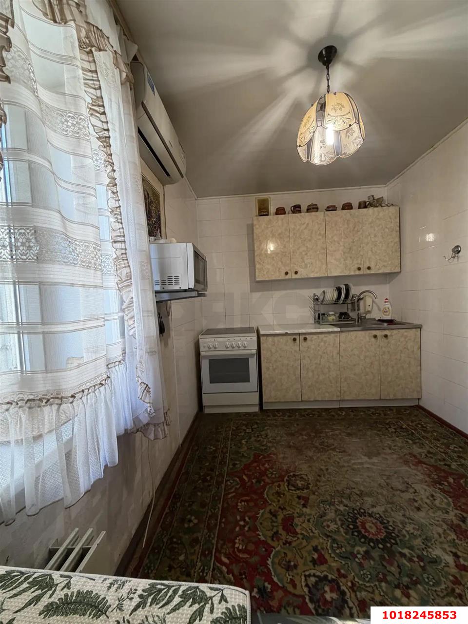Фото №1: 2-комнатная квартира <span class="whitespace-nowrap">51 м²</span>, <span class="whitespace-nowrap">11/14 эт.</span> - Краснодар, Карасунский внутригородской округ, мкр. Комсомольский, ул. Уральская, 158/3