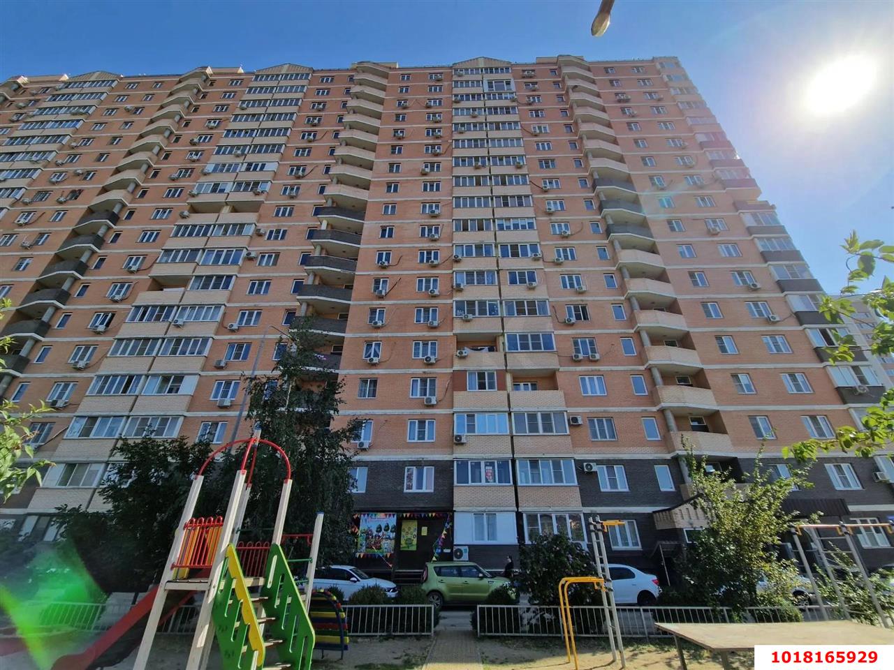 Фото №20: 2-комнатная квартира <span class="whitespace-nowrap">70 м²</span>, <span class="whitespace-nowrap">5/16 эт.</span> - Краснодар, Прикубанский внутригородской округ, мкр. Краевая Клиническая Больница, ул. Домбайская, 12