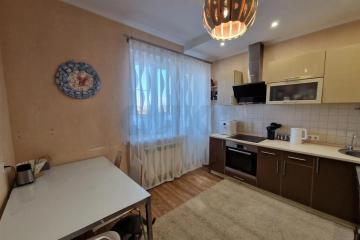 Фото №1: 2-комнатная квартира <span class="whitespace-nowrap">70 м²</span>, <span class="whitespace-nowrap">5/16 эт.</span> - Краснодар, мкр. Краевая Клиническая Больница, ул. Домбайская, 12