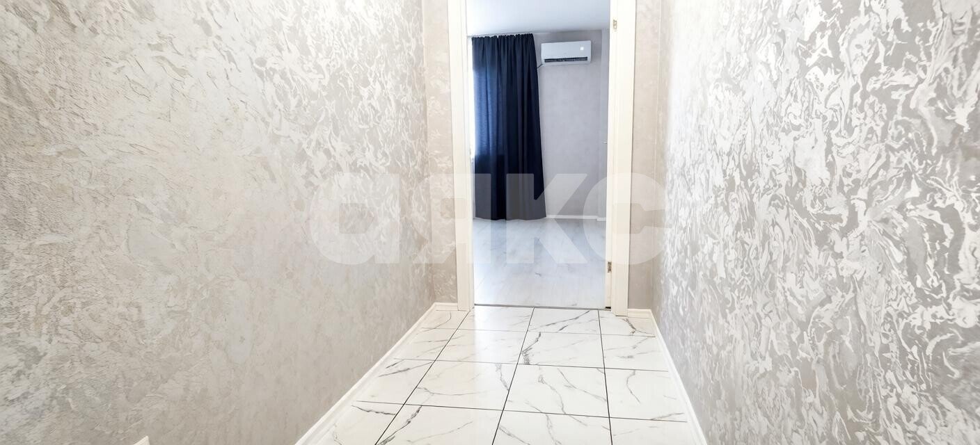 Фото №10: 2-комнатная квартира <span class="whitespace-nowrap">59 м²</span>, <span class="whitespace-nowrap">4/10 эт.</span> - Горячий Ключ, мкр. Курортная Зона, ул. Ленина, 147А