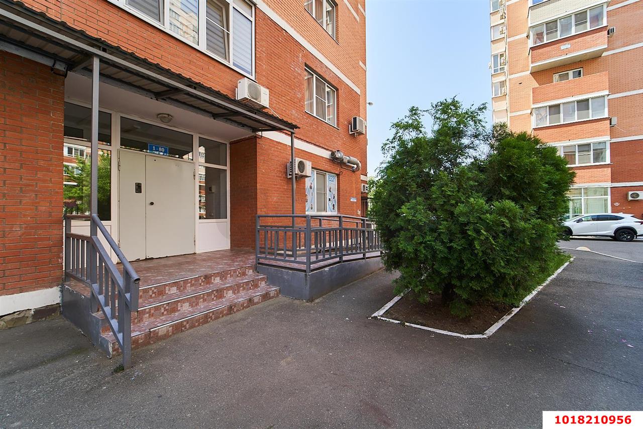 Фото №13: 2-комнатная квартира <span class="whitespace-nowrap">82 м²</span>, <span class="whitespace-nowrap">3/16 эт.</span> - Краснодар, Кожзавод, мкр. Западный внутригородской округ, ул. Кожевенная, 30
