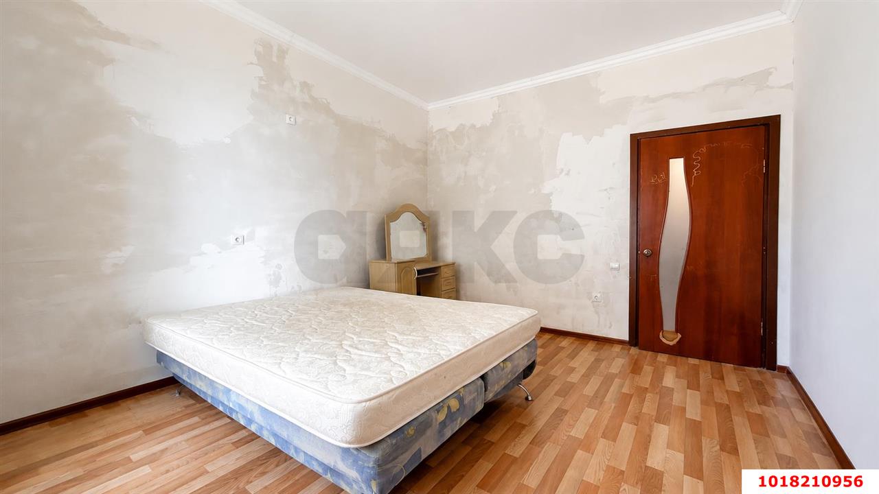 Фото №4: 2-комнатная квартира <span class="whitespace-nowrap">82 м²</span>, <span class="whitespace-nowrap">3/16 эт.</span> - Краснодар, Кожзавод, мкр. Западный внутригородской округ, ул. Кожевенная, 30