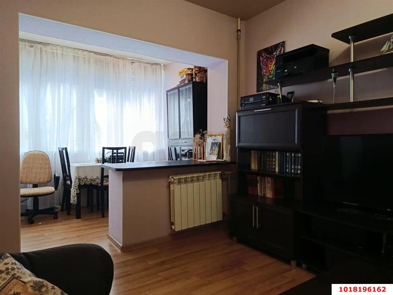 Фото №2: 3-комнатная квартира <span class="whitespace-nowrap">58 м²</span>, <span class="whitespace-nowrap">2/5 эт.</span> - Краснодар, Центральный внутригородской округ, мкр. Центральный, ул. Гудимы, 62