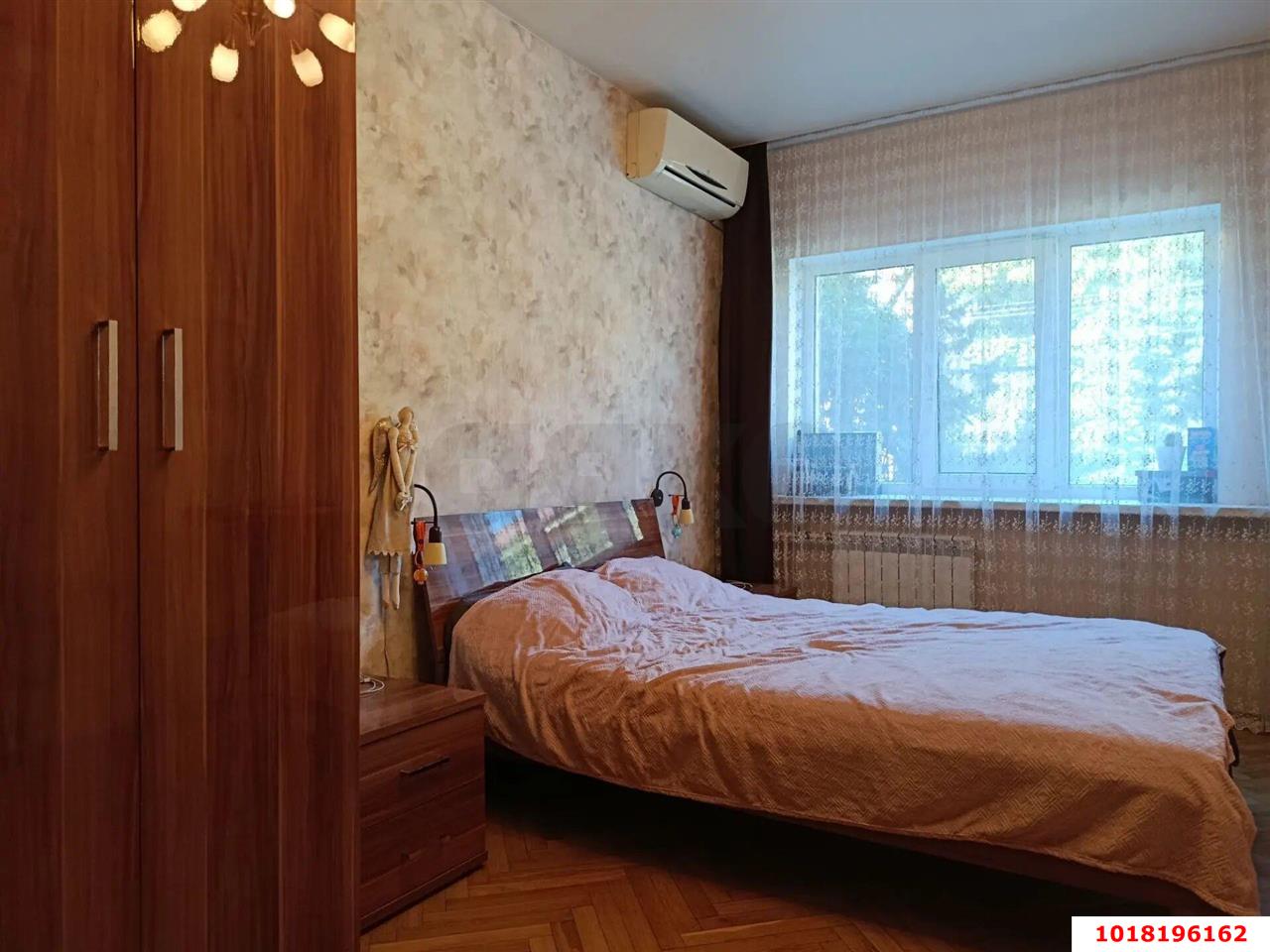 Фото №4: 3-комнатная квартира <span class="whitespace-nowrap">58 м²</span>, <span class="whitespace-nowrap">2/5 эт.</span> - Краснодар, Центральный внутригородской округ, мкр. Центральный, ул. Гудимы, 62