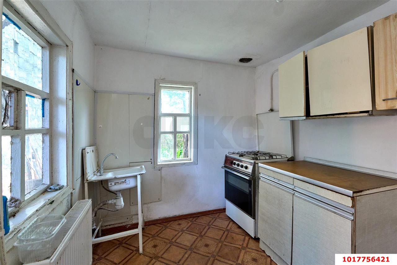 Фото №10: Часть дома <span class="whitespace-nowrap">91 м²</span> <span class="whitespace-nowrap">+ 2.7 сот.</span>, <span class="whitespace-nowrap">1 эт.</span> - Краснодар, Карасунский внутригородской округ, мкр. Хлопчато-бумажный Комбинат, ул. Енисейская, 3