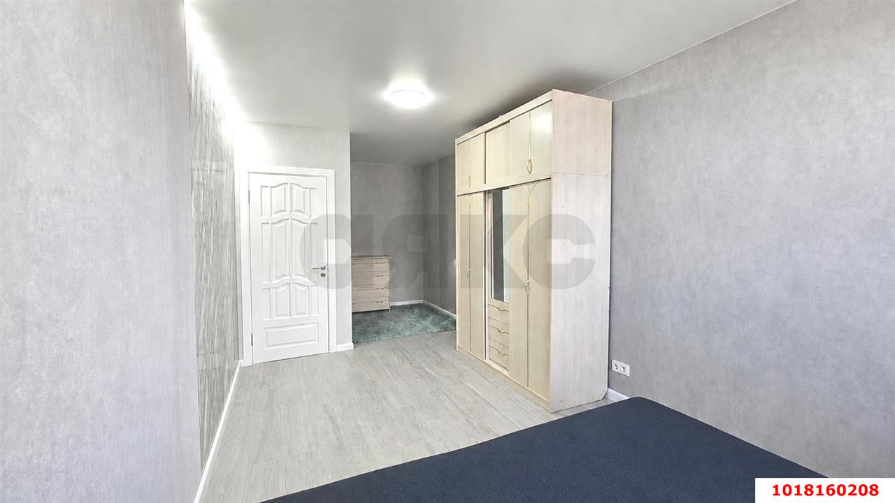 Фото №8: 1-комнатная квартира <span class="whitespace-nowrap">37 м²</span>, <span class="whitespace-nowrap">15/17 эт.</span> - Краснодар, Прикубанский внутригородской округ, Россинского, мкр. жилой комплекс Россинский Парк, ул. Командорская, 15