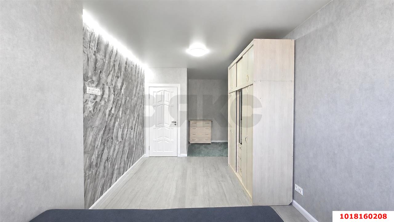 Фото №7: 1-комнатная квартира <span class="whitespace-nowrap">37 м²</span>, <span class="whitespace-nowrap">15/17 эт.</span> - Краснодар, Прикубанский внутригородской округ, Россинского, мкр. жилой комплекс Россинский Парк, ул. Командорская, 15