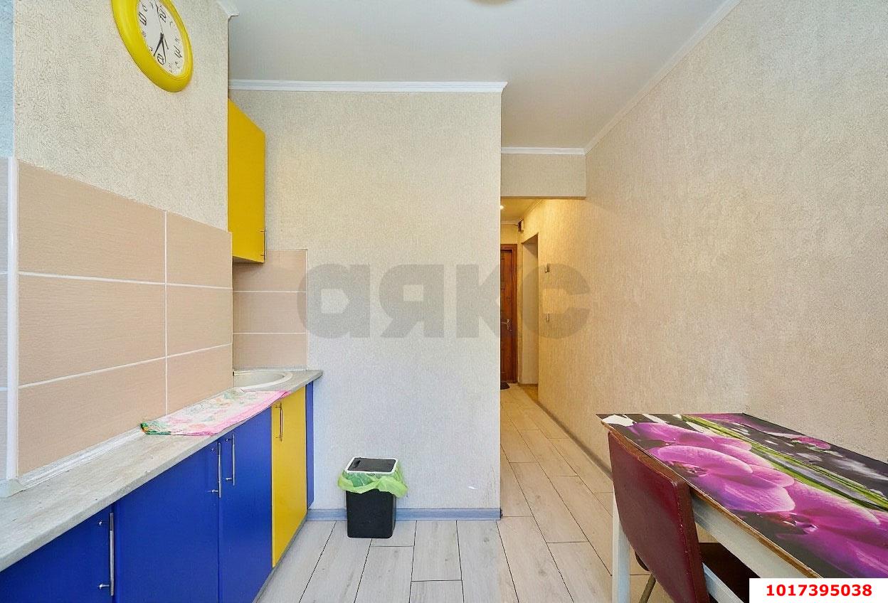 Фото №9: 1-комнатная квартира <span class="whitespace-nowrap">35 м²</span>, <span class="whitespace-nowrap">6/9 эт.</span> - Краснодар, Прикубанский внутригородской округ, мкр. Завод Измерительных Приборов, ул. Карякина, 1