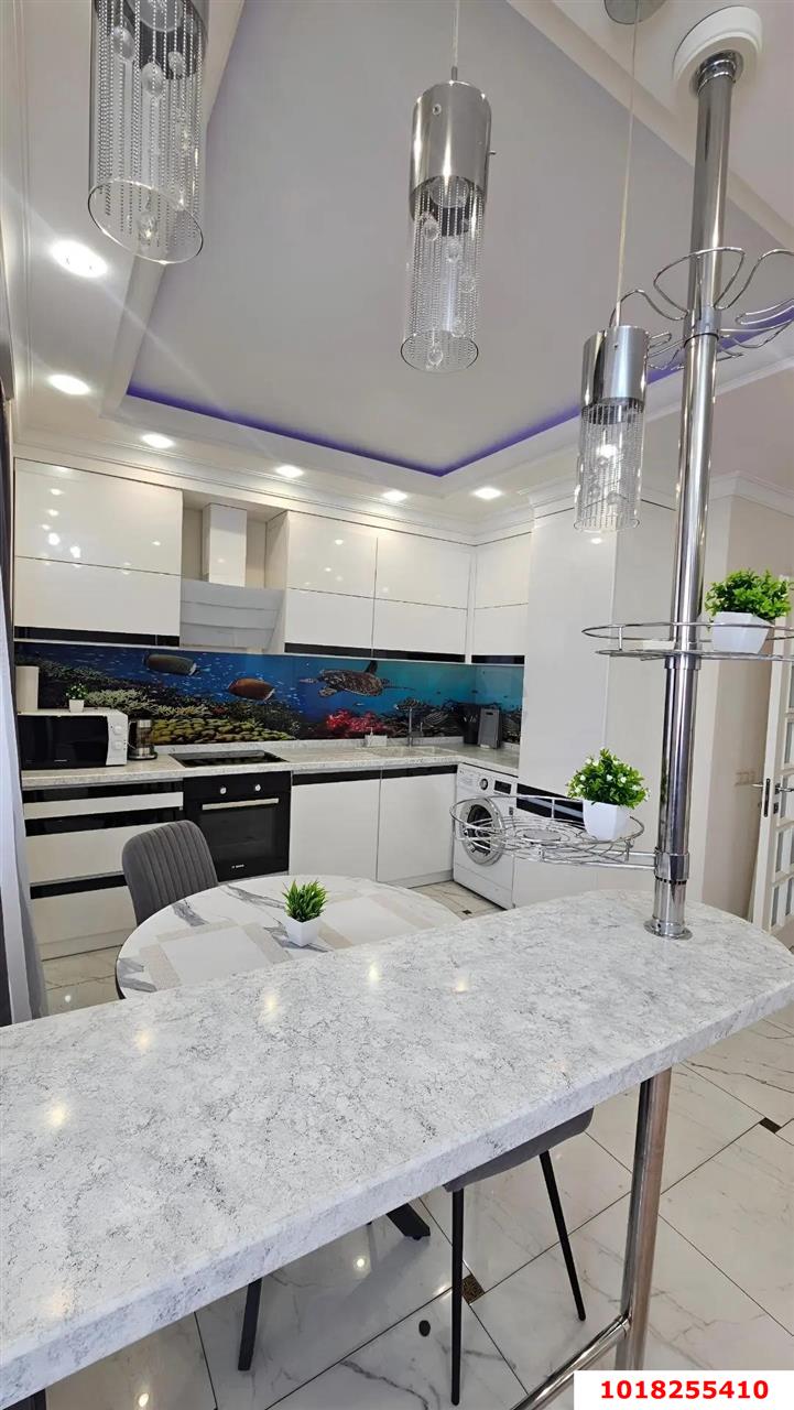 Фото №2: 1-комнатная квартира <span class="whitespace-nowrap">40 м²</span>, <span class="whitespace-nowrap">22/24 эт.</span> - Краснодар, Западный внутригородской округ, ЖК Новый Город, мкр. Юбилейный, б-р Клары Лучко, 4